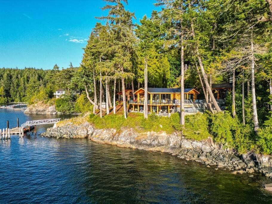 Villa Kingfisher Manor Sooke Exterior foto
