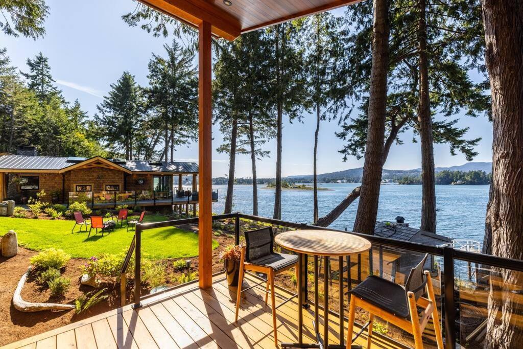 Villa Kingfisher Manor Sooke Exterior foto