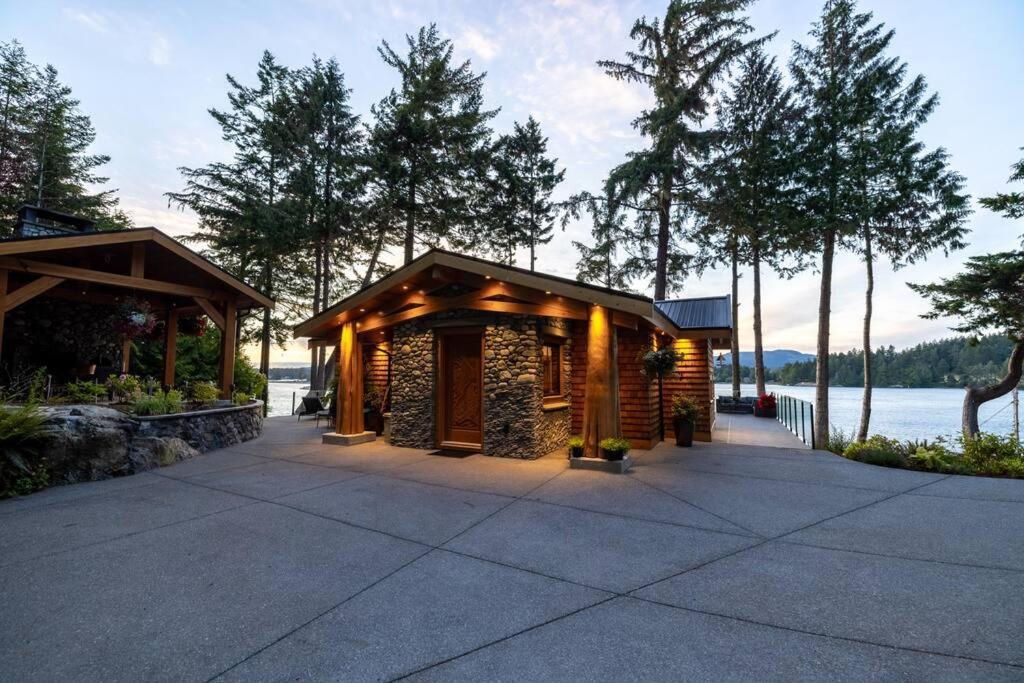 Villa Kingfisher Manor Sooke Exterior foto