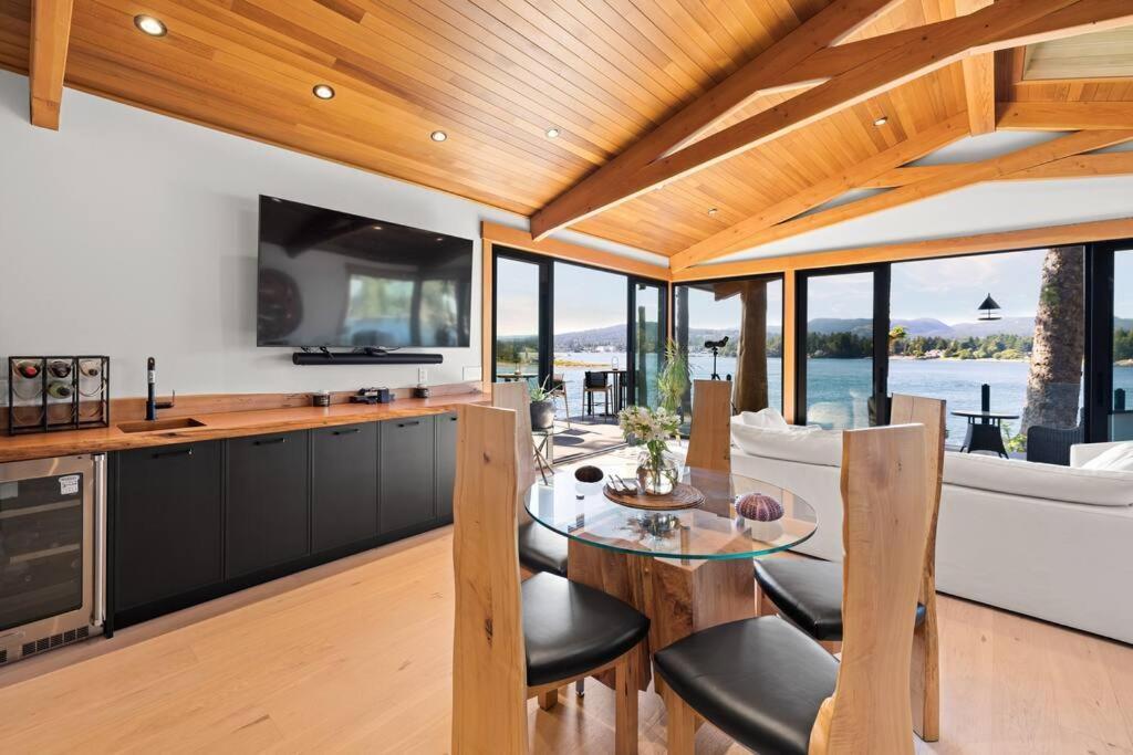 Villa Kingfisher Manor Sooke Exterior foto