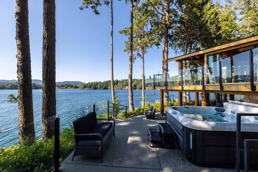 Villa Kingfisher Manor Sooke Exterior foto