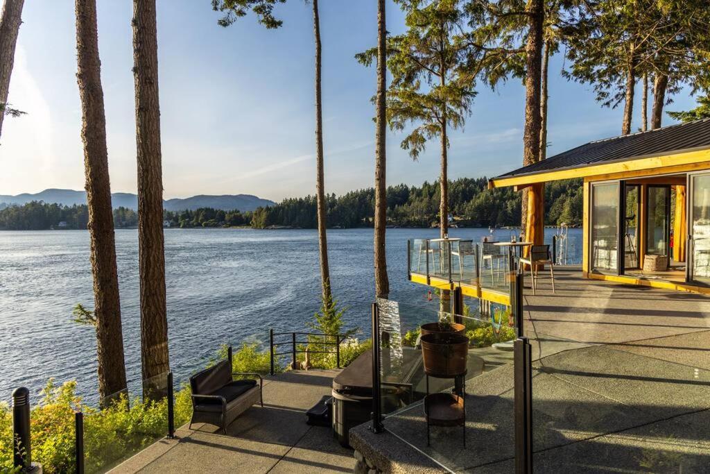 Villa Kingfisher Manor Sooke Exterior foto
