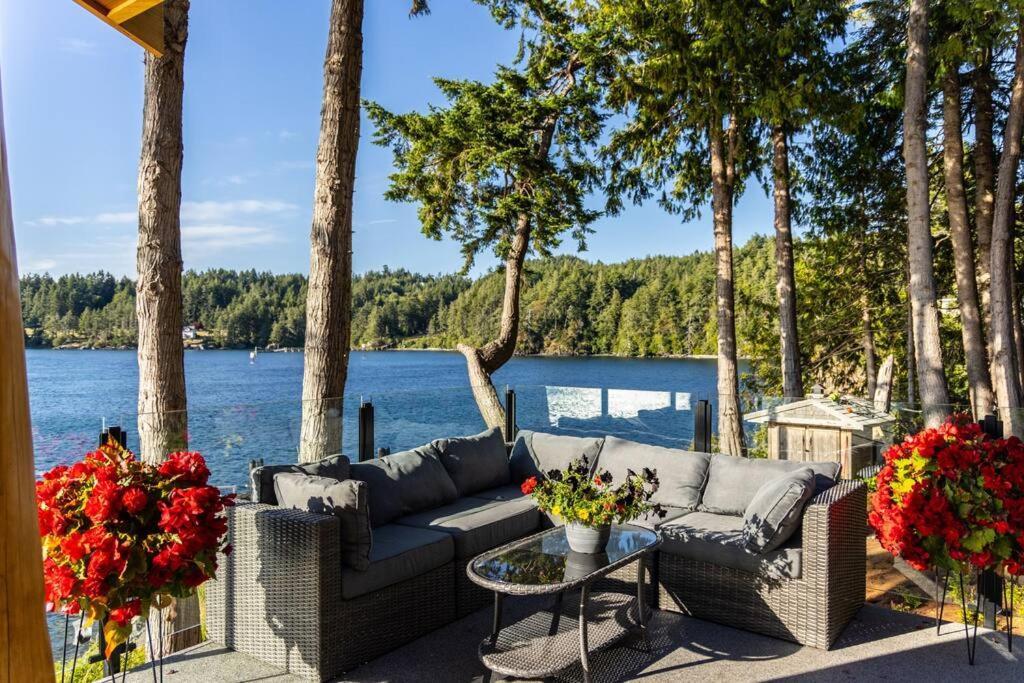 Villa Kingfisher Manor Sooke Exterior foto