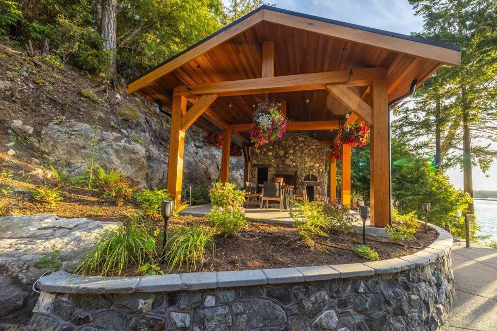 Villa Kingfisher Manor Sooke Exterior foto